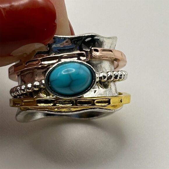 Boho Faux Turquoise Wide Spinner Ring Silver and Gold Tone Textured Size 7 - Picture 6 of 7